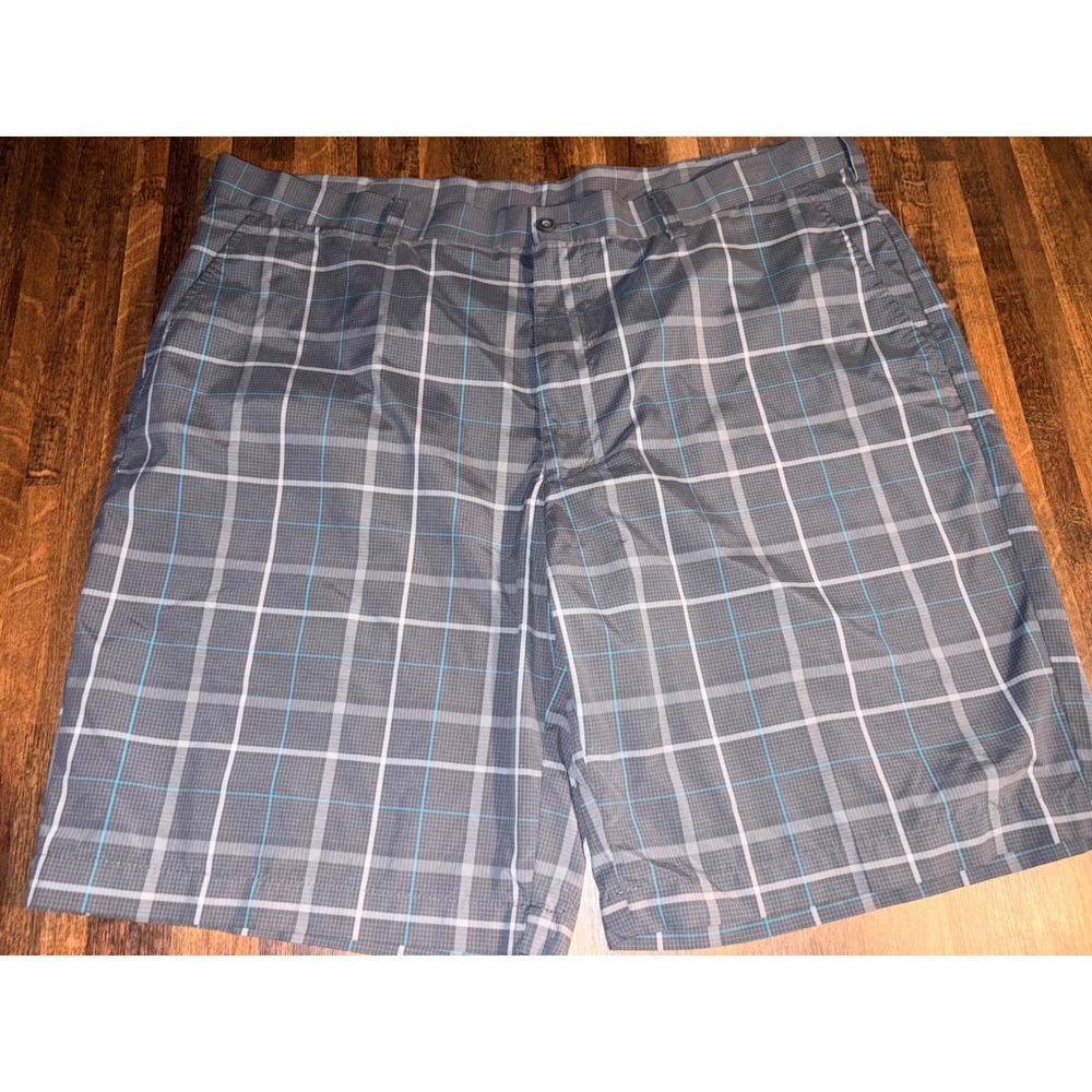 PGA Tour Mens Golf Shorts Grey Blue Plaid Flat Front Size 40 SU18810